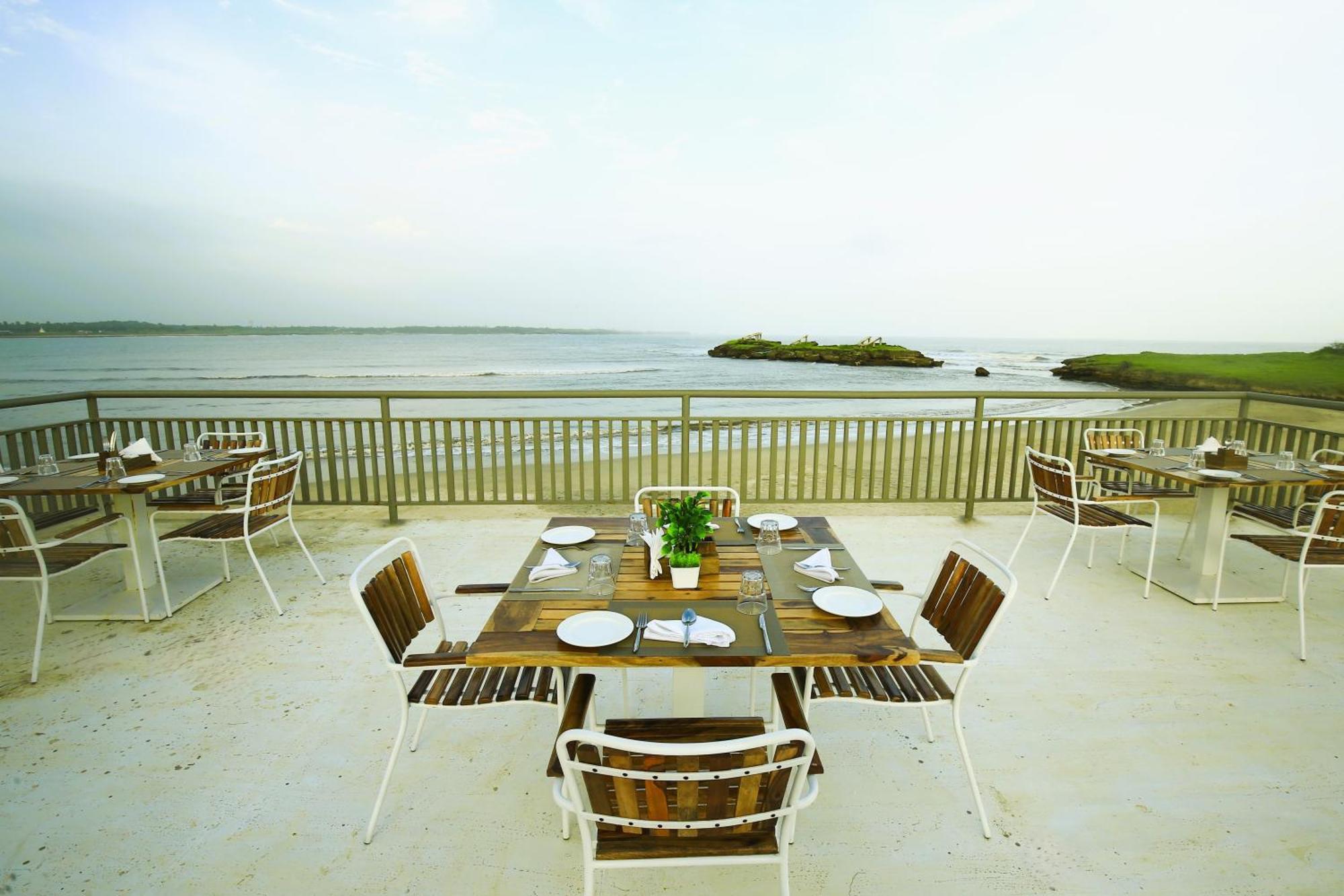 Kamnath Zinc Journey By The Fern, Diu Hotel Exterior photo